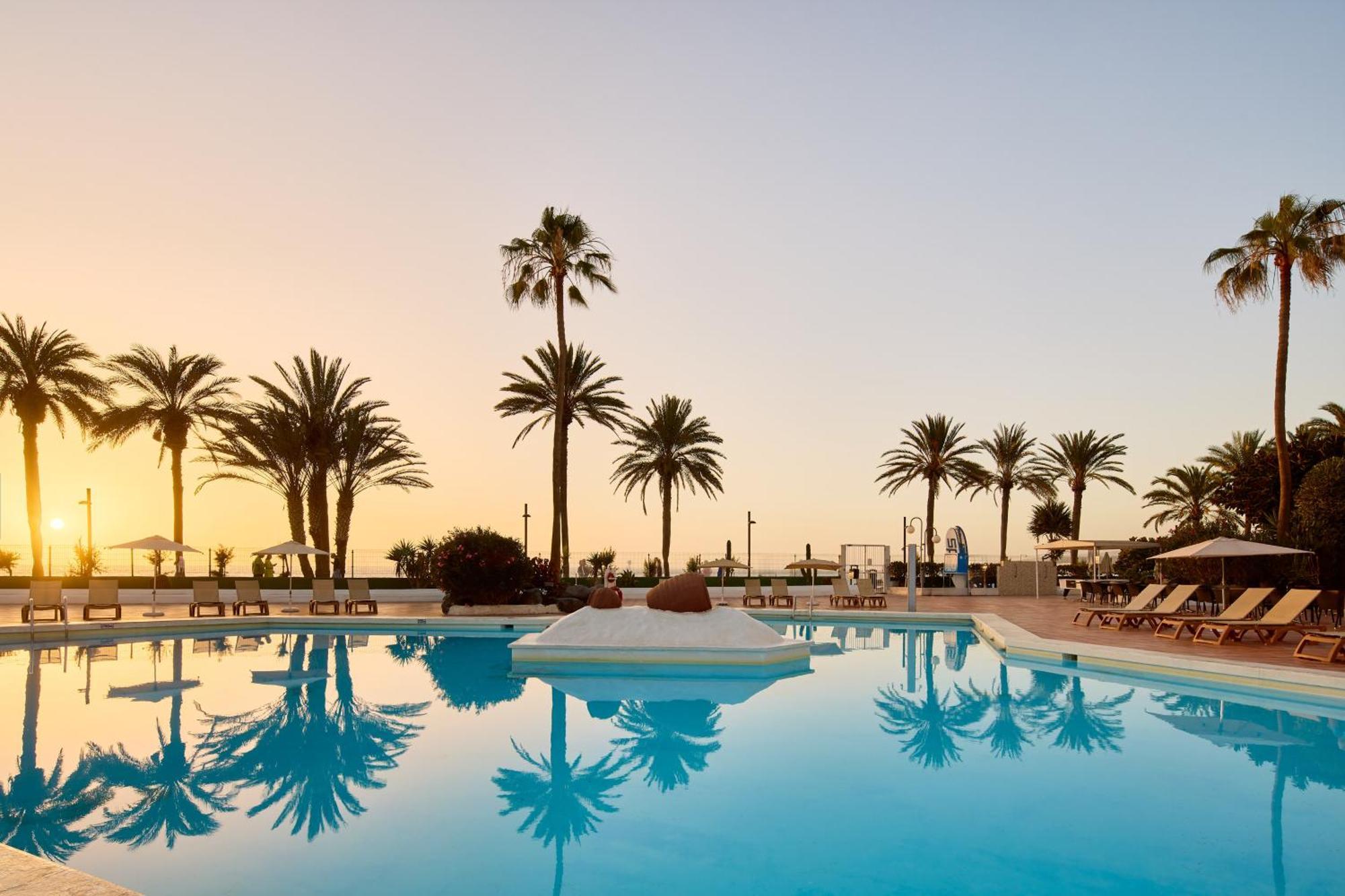 Sol Tenerife Playa de las Americas  Esterno foto